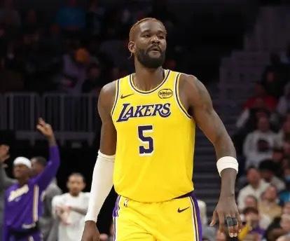 给出回应，卡佩拉反击艾顿！
针对艾顿在赛后的言论“他们想把我当卡佩拉使用，但我不