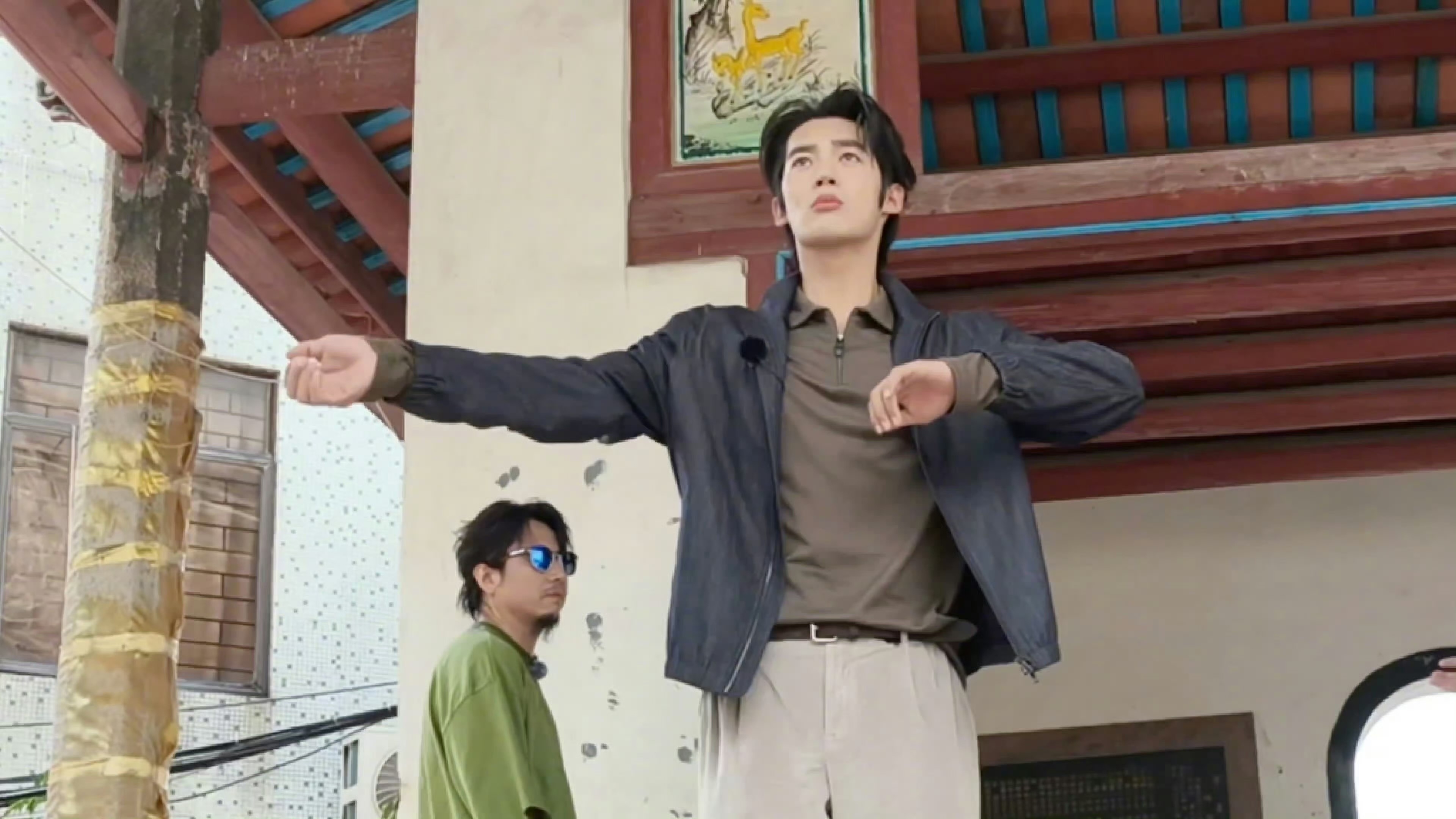 于适还是有两下子舞蹈功底的啊，帅哥多项发展[点赞] ​​​