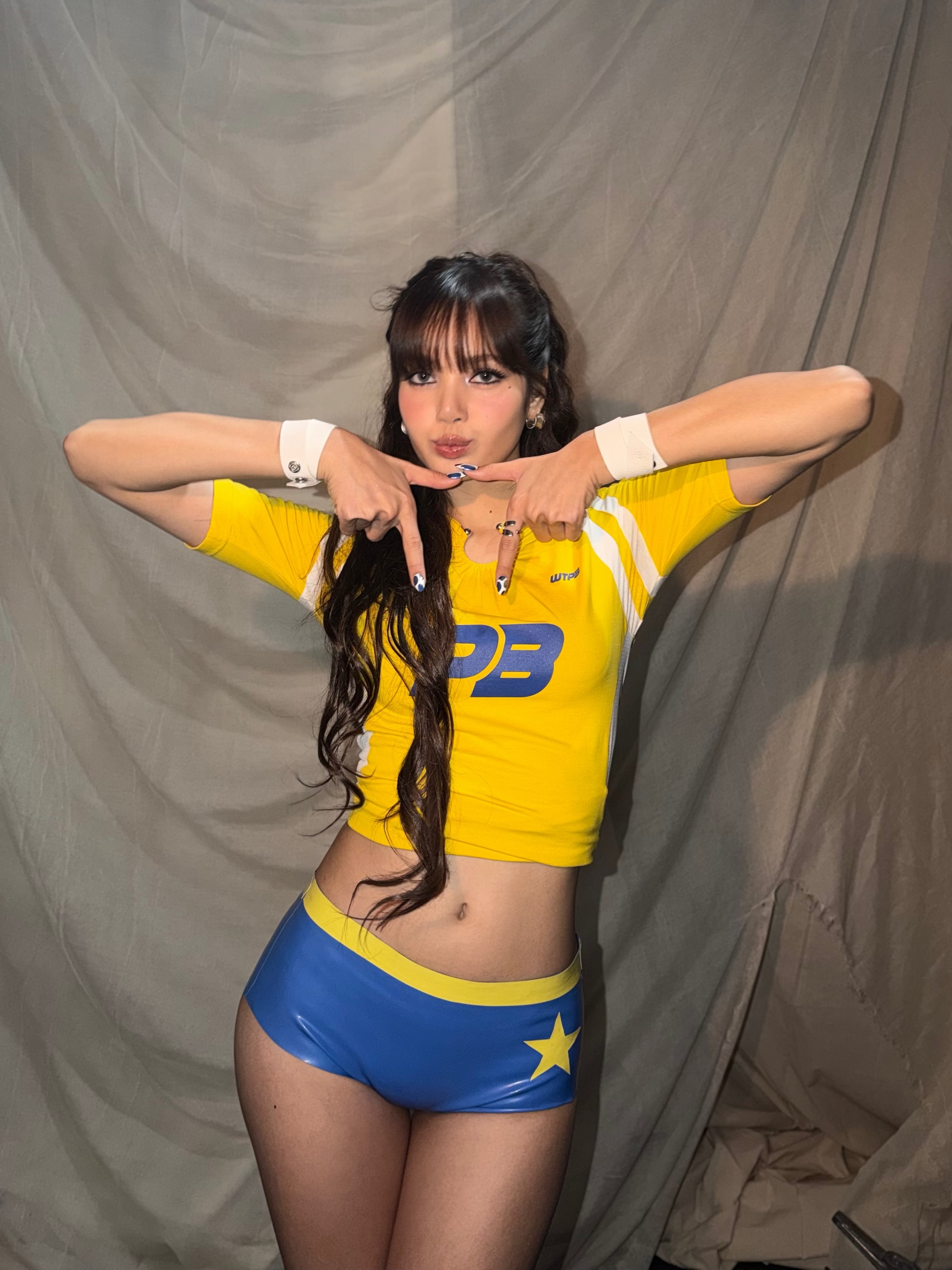 Lisa更新GOALS ⚽️漂亮辣梨