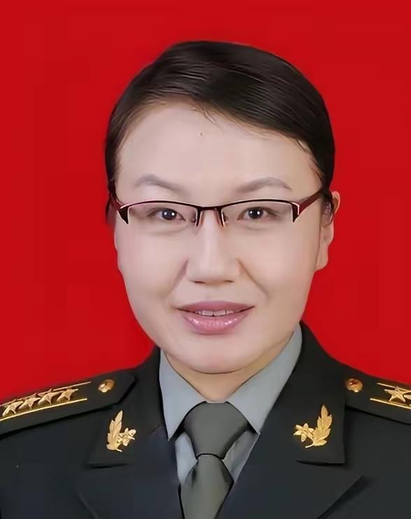 一定是有叛徒在我们中间，不然仅仅以中国女人头脑，怎可能算出我们的飞行路线？
 