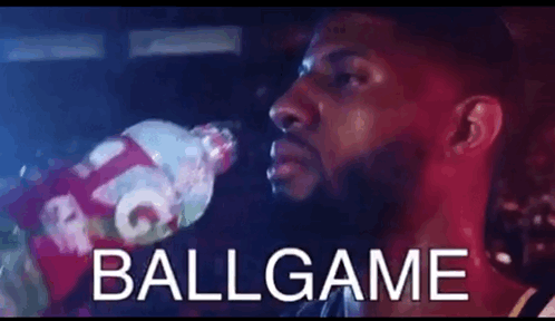 “大将军“啊，糊涂啊，这把年纪了，不行就退役，钱也够用了。
据多方报道，保罗-乔