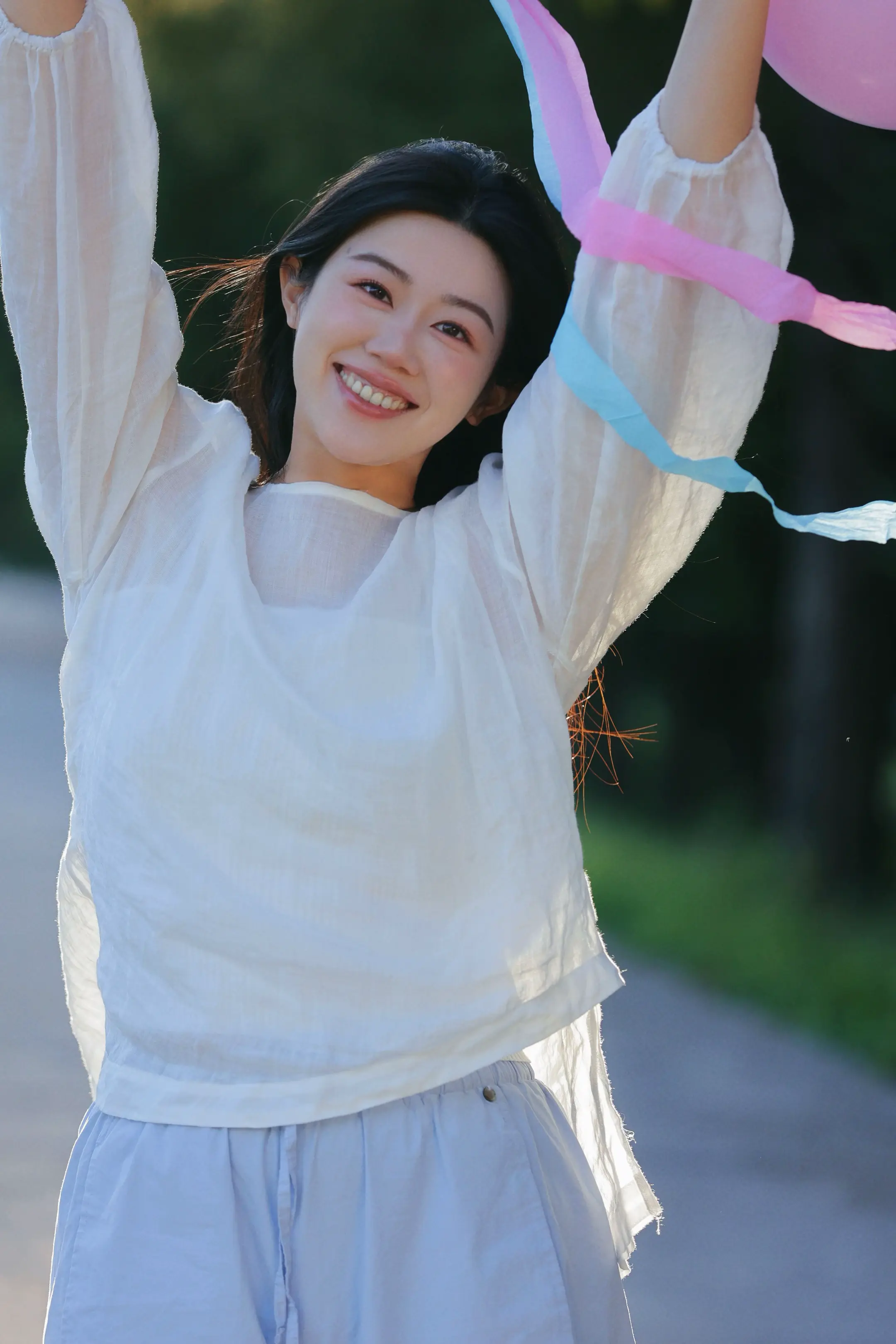 派大星说：海绵宝宝我们今天一起去捉水母吧