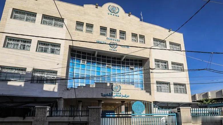大约100名以色列人将在纽约对联合国近东救济工程处（UNRWA）提起联邦诉讼。
