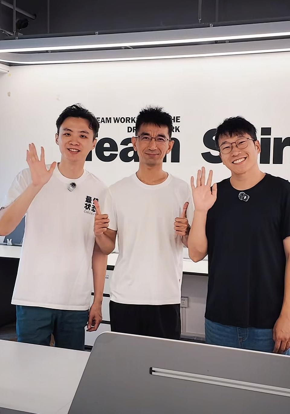 7月13日，东方甄选前CEO孙东旭、前主播明明、天权合开的公司“美丽明天”官号上
