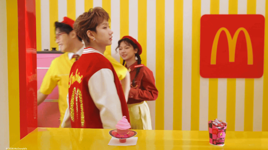 谁还没被汪苏泷的《粉旋风》甜晕！💖 泷式甜歌永远在线，轻快旋律+清甜嗓音，满屏