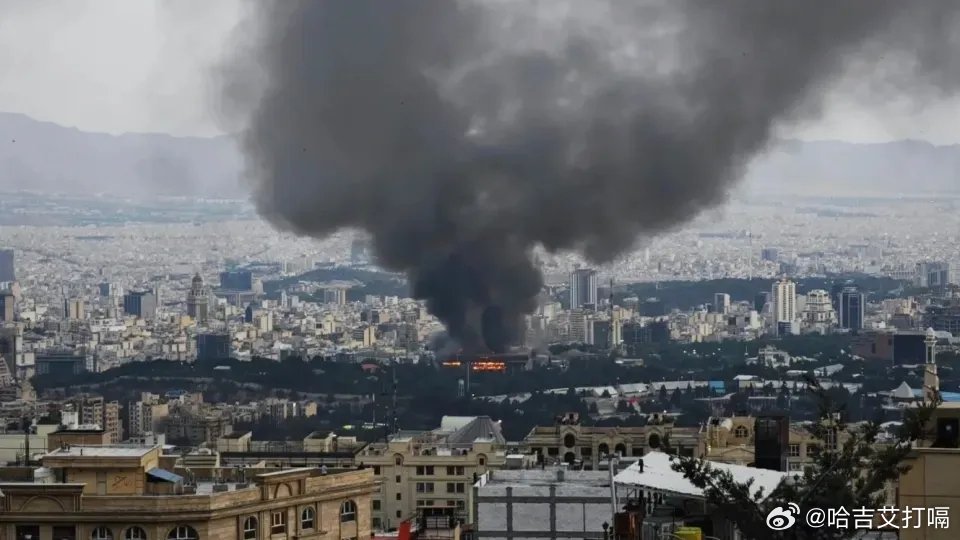 凤凰新闻【伊朗称做好长期作战的准备，专家：其实就是一句话，我不服，你继续】伊朗伊