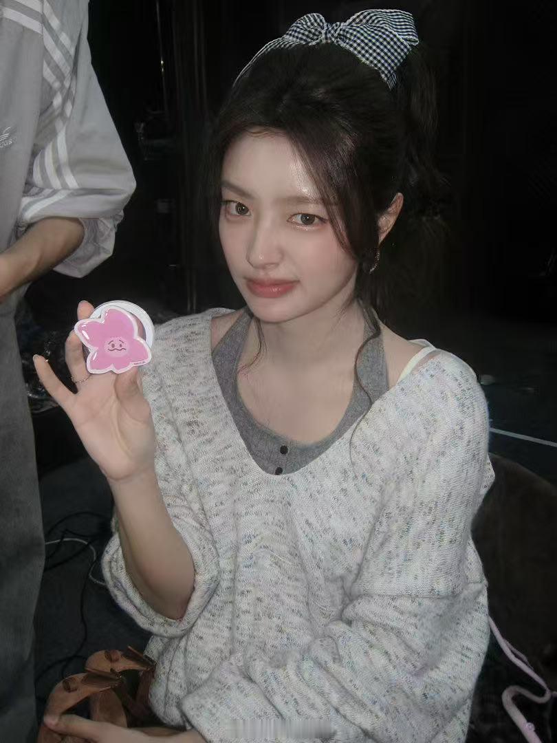 徐若晗的sbti是malo 吗喽型人格听起来不像夸人但放在徐若晗身上就是最大的夸