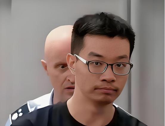 这哥们还能回来吗？
美国对我们实施技术遏制，已经到了丧心病狂的地步。
 
202