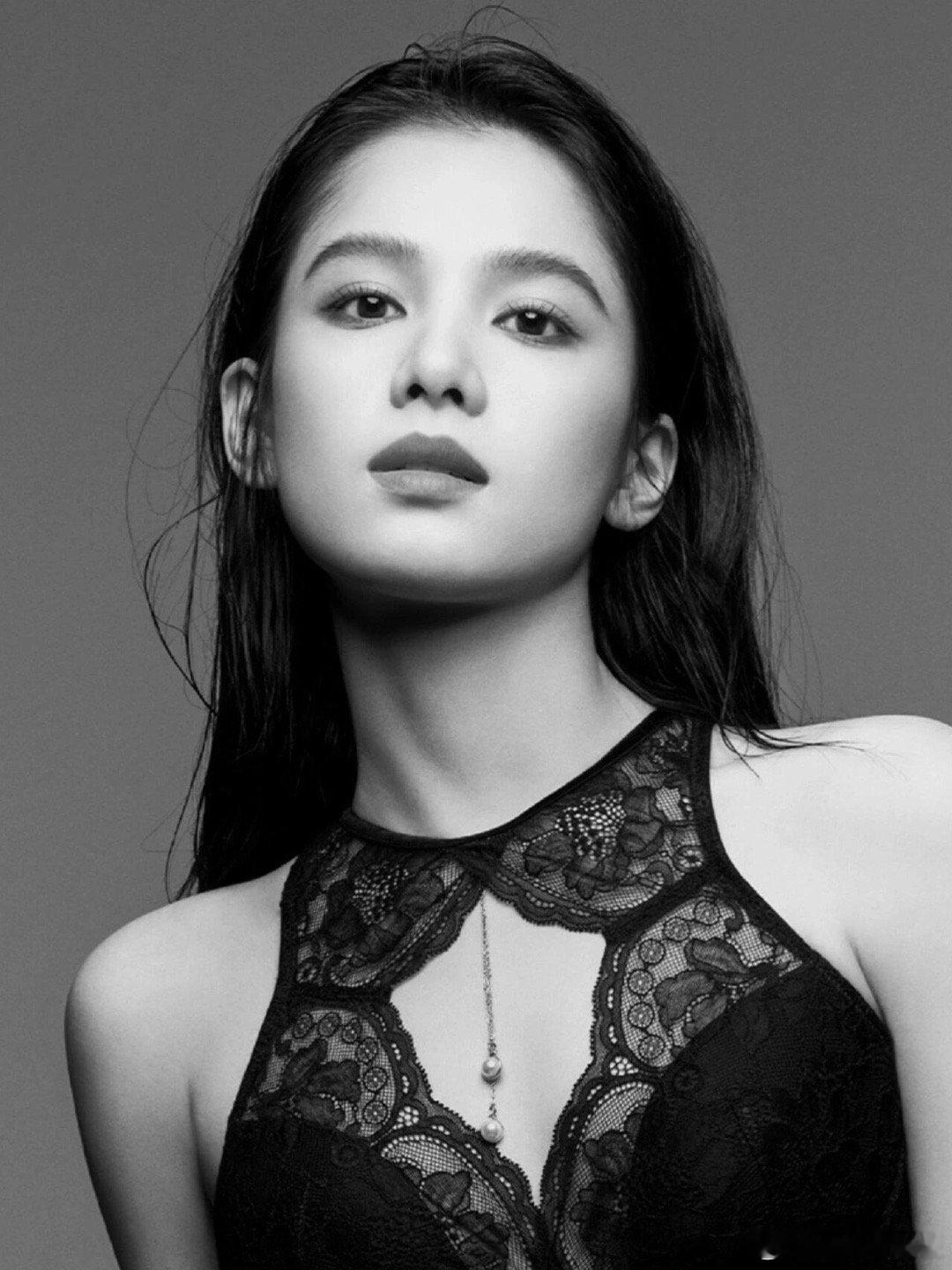 张婧仪梦花廷路透 张婧仪神图合集，好强的生命力呀!眼睛漂亮又有灵气，有少女的明媚