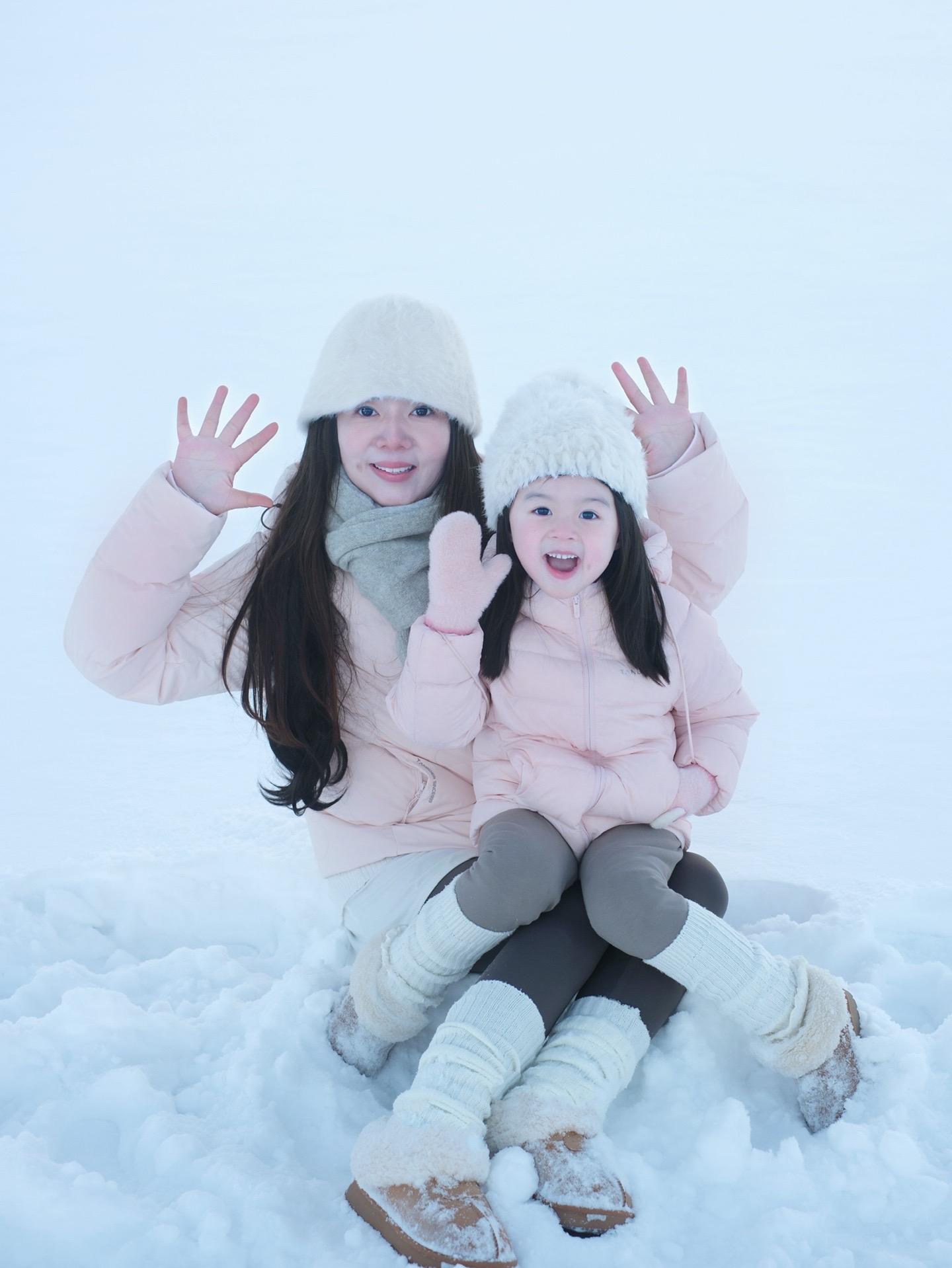 能打败新疆的 只有下过雪的新疆吧～ 从小在新疆长大 在雪山下奔跑 依然...