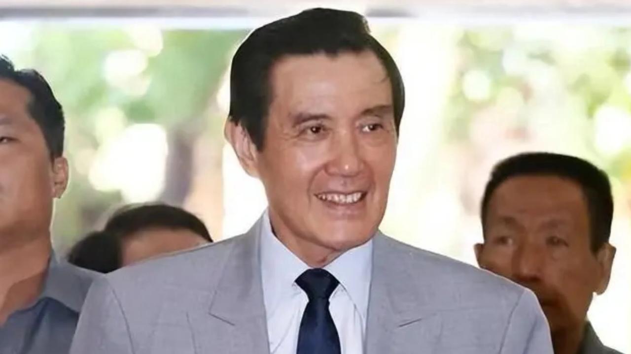 马英九访问大陆行程大全：

四月一号：飞抵深圳市。

四月一号到三号：停留广东省