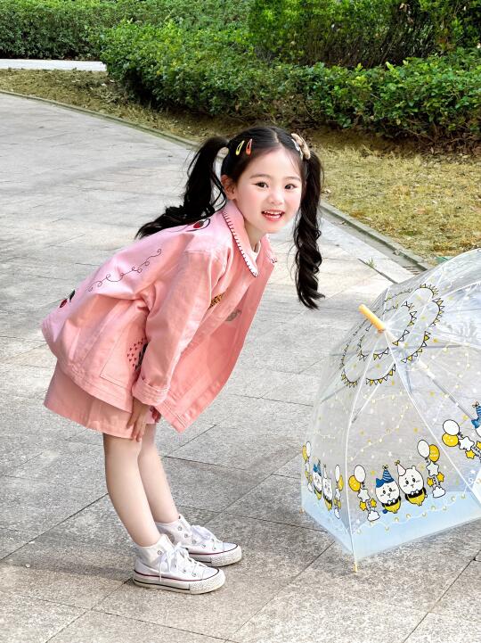 双马尾女孩真的好可爱哦～