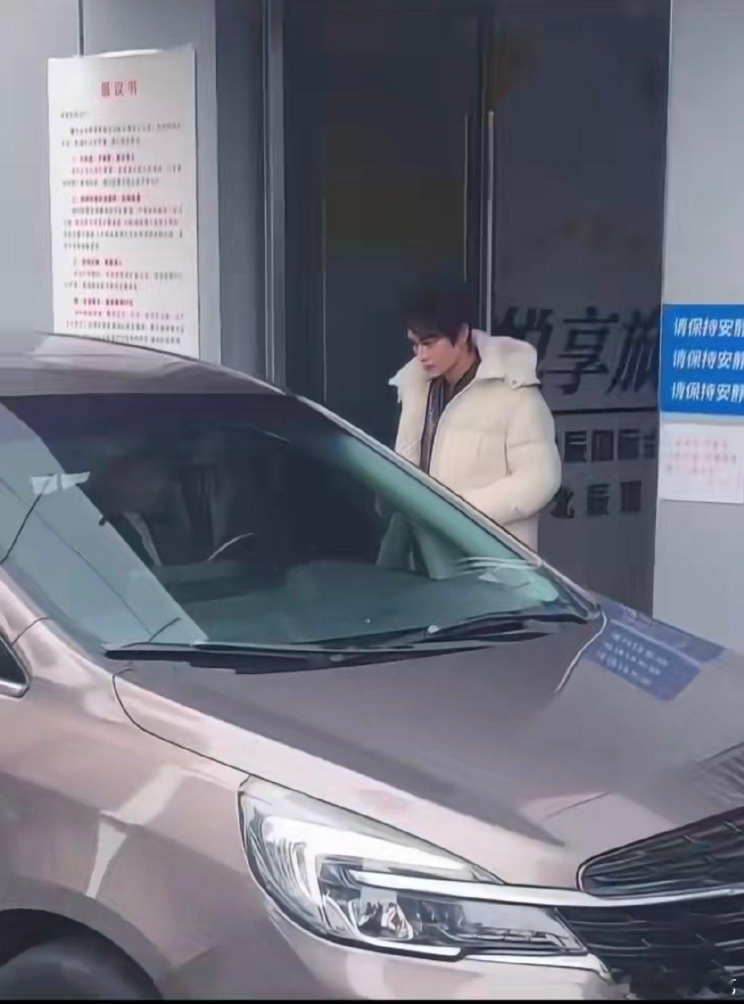 丁禹兮山河枕hi6剧宣 是演活卫韫的丁禹兮没错了！为了新剧专程录制hi6，从克制