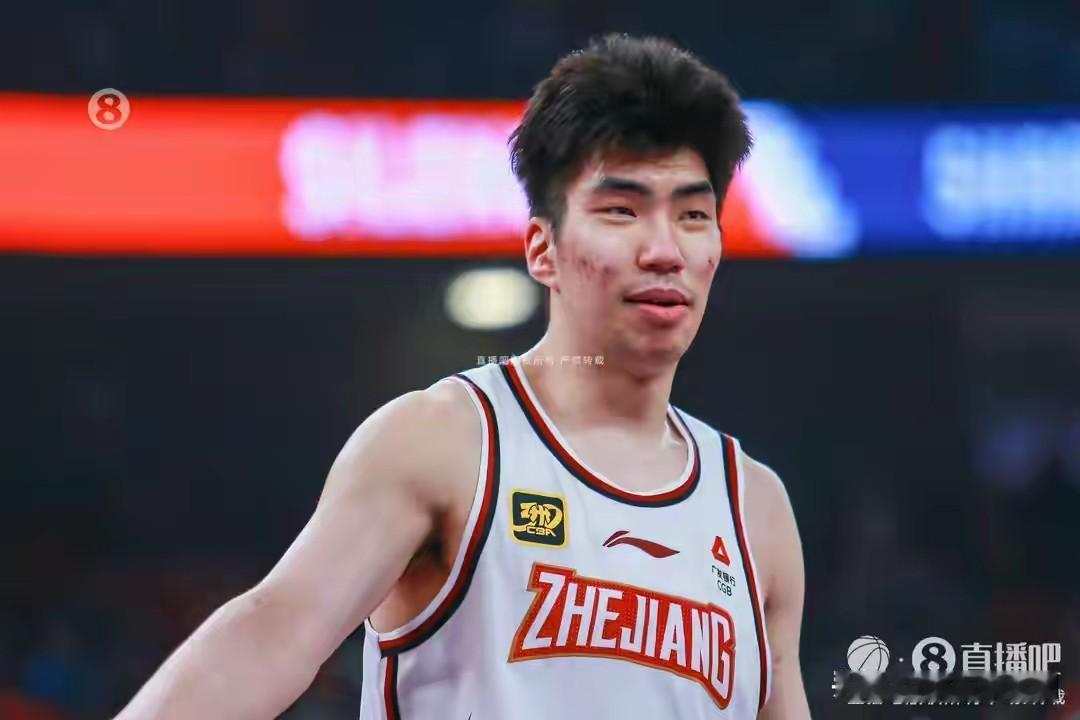 本赛季，状态明显下滑的CBA球星！是教练原因还是自身状态原因？

1.余嘉豪
赛