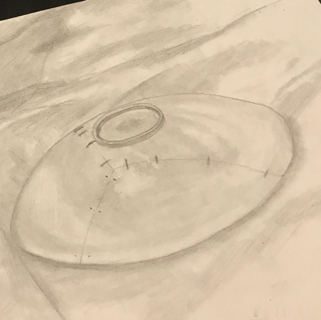 看到小同学的这张素描，好久不见这只碗了，一会儿去找出来观赏。 