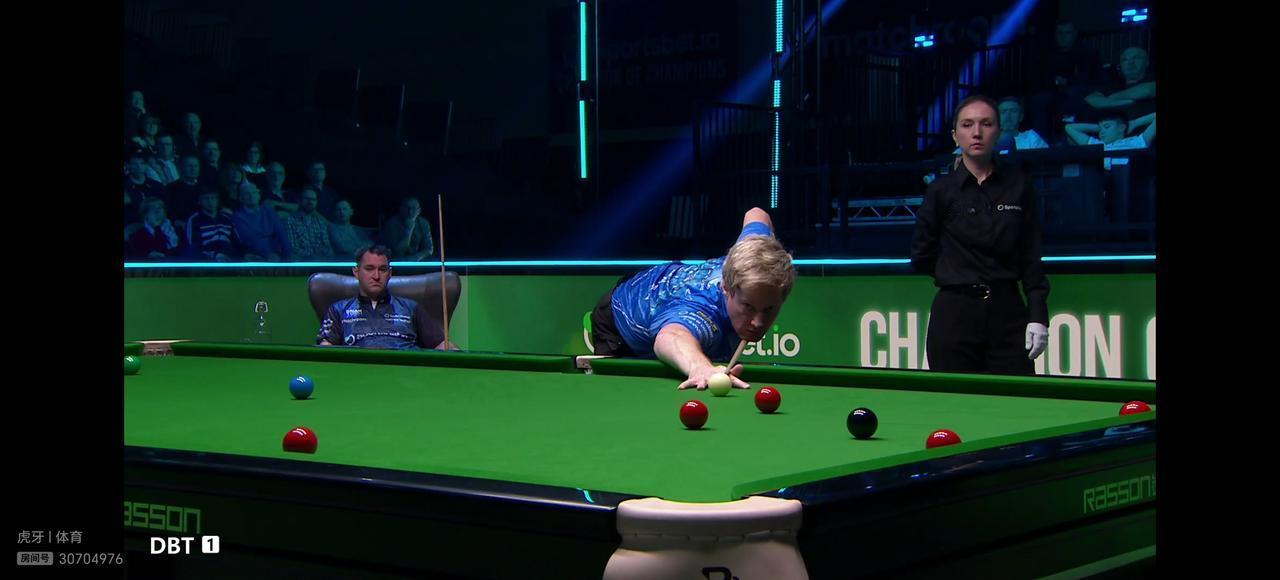 尼尔-罗伯逊4-1战胜汤姆-福德，晋级冠中冠8强！

刚刚结束了一场2025斯诺