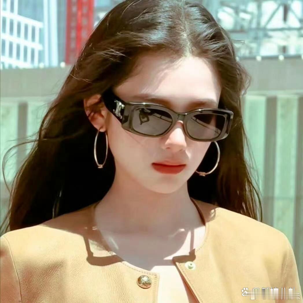 张婧仪美鼠了 