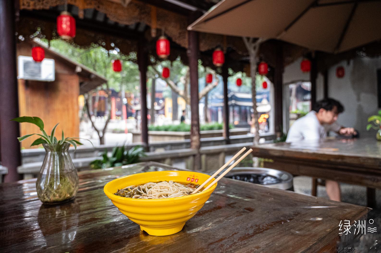 早晨，寒山寺斋面 江苏｜苏州#古城古镇#  