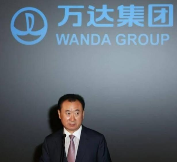 说出“一个亿小目标”的亚洲首富王健林如今却被限制高消费，万达被起诉？这是怎么一回