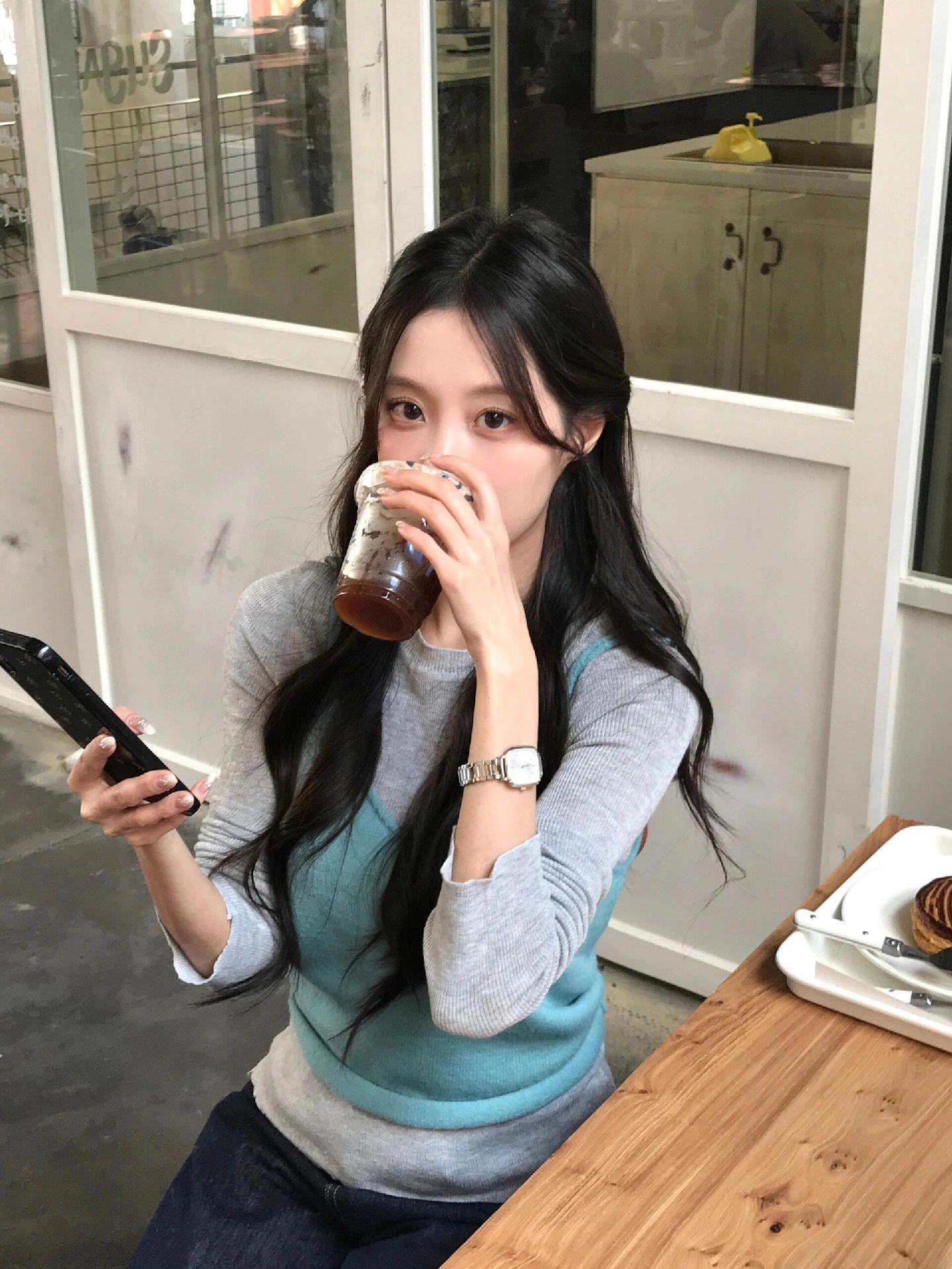 韩女穿搭拿捏。