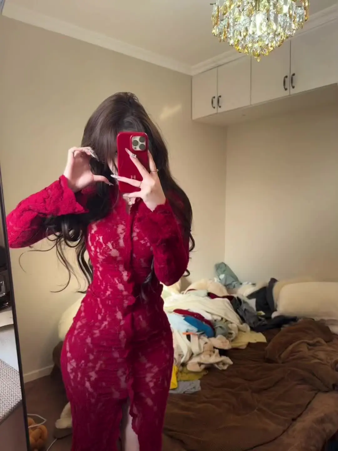 摩羯座 红裙
