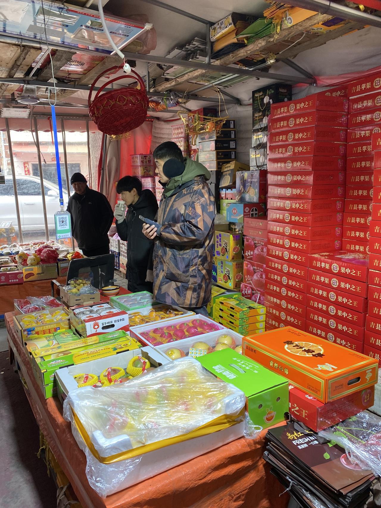 餐饮店流量到低在哪里？老板不靠饭菜赚钱靠什么？
实体餐饮店怎么经营私域流量群？