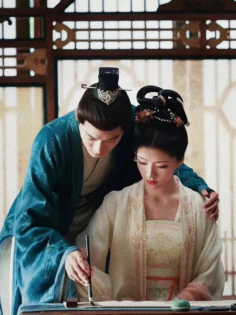 网传任敏张晚意二搭任敏张晚意二搭年代剧张晚意快带上任敏跑，锦绣安宁那股劲儿我还没