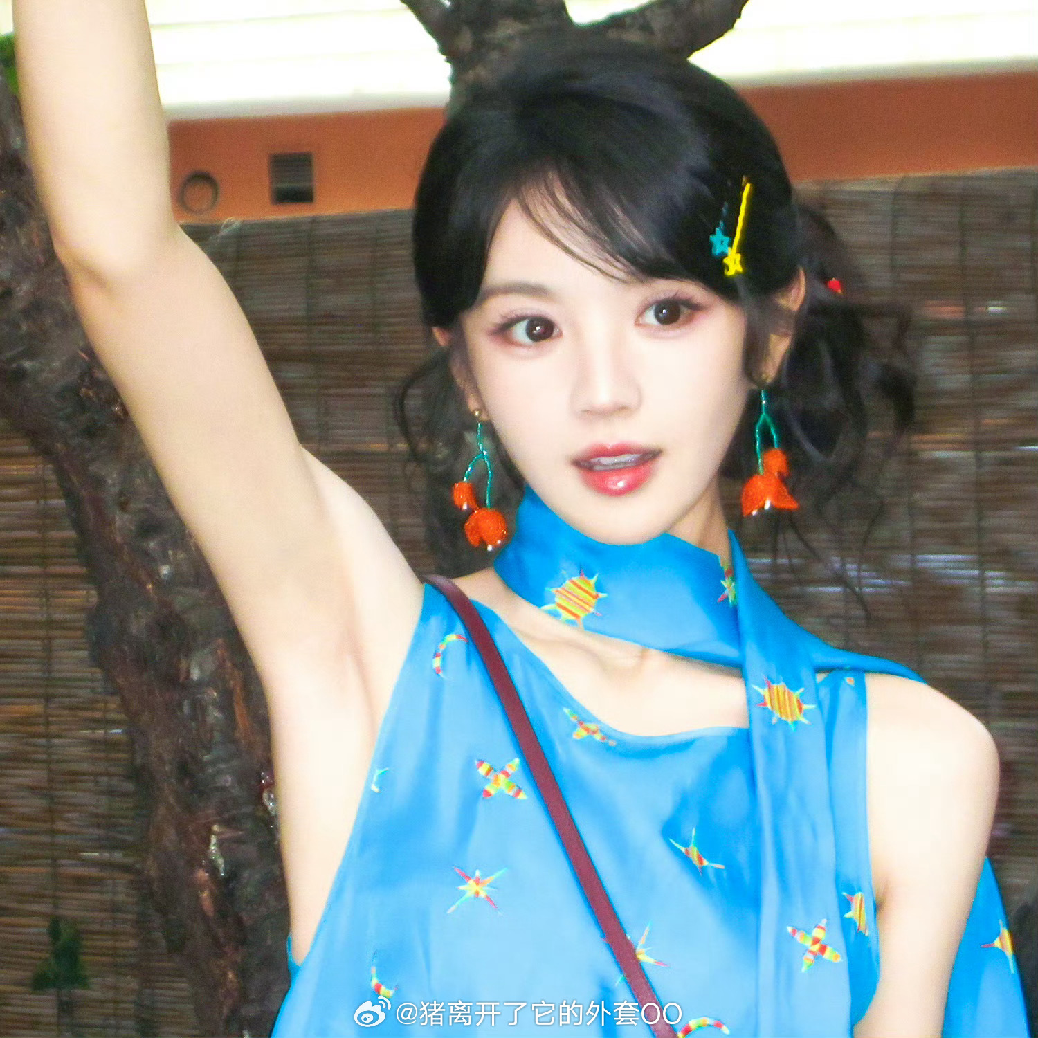 田曦薇这组图太适合当头像了！！[打call][打call] ​​​