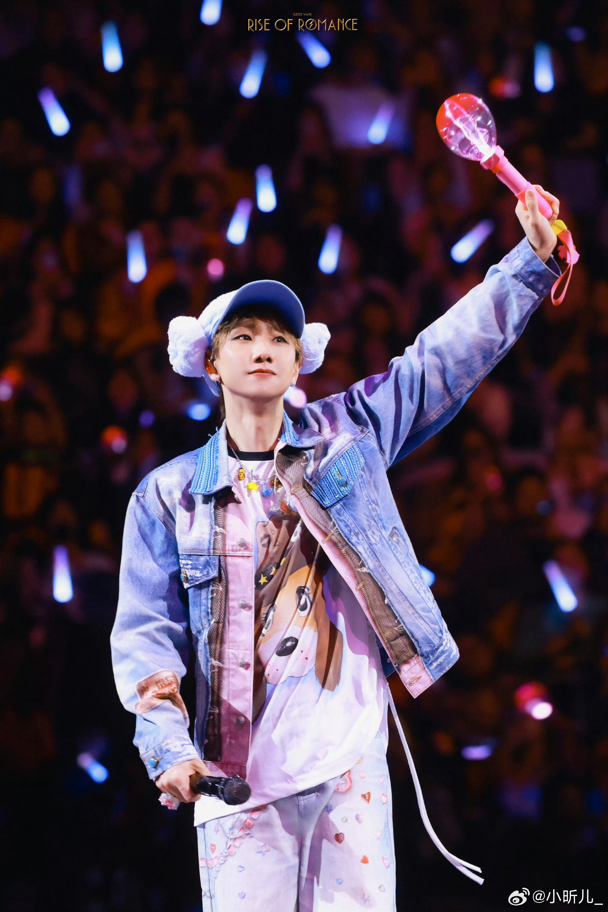 汪苏泷哽咽怎么可爱成这样汪苏泷哽咽也太有反差萌了！平时是唱甜歌的元气少年，一委屈