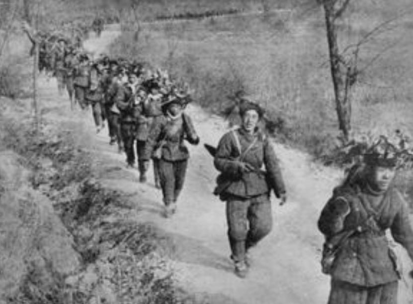 1986年，邮递员送来一封香港的来信，寄信人是36年前牺牲的烈士。
 
这封信寄