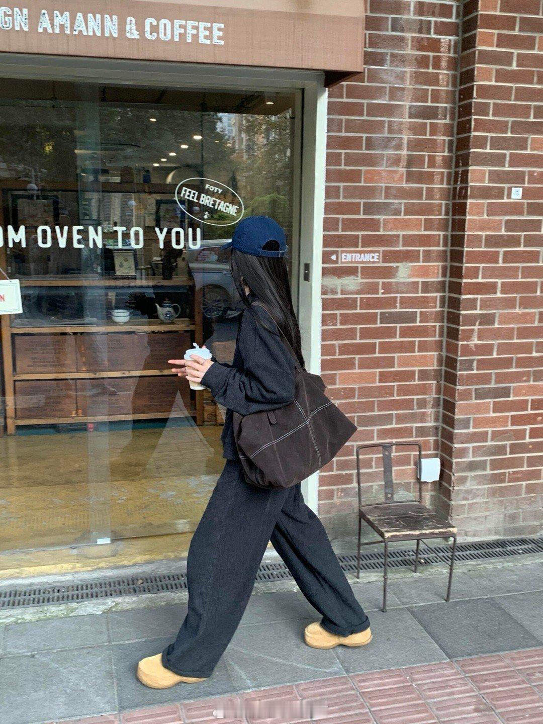 我的2025ins感不露脸照片|||18图放不下的总结 