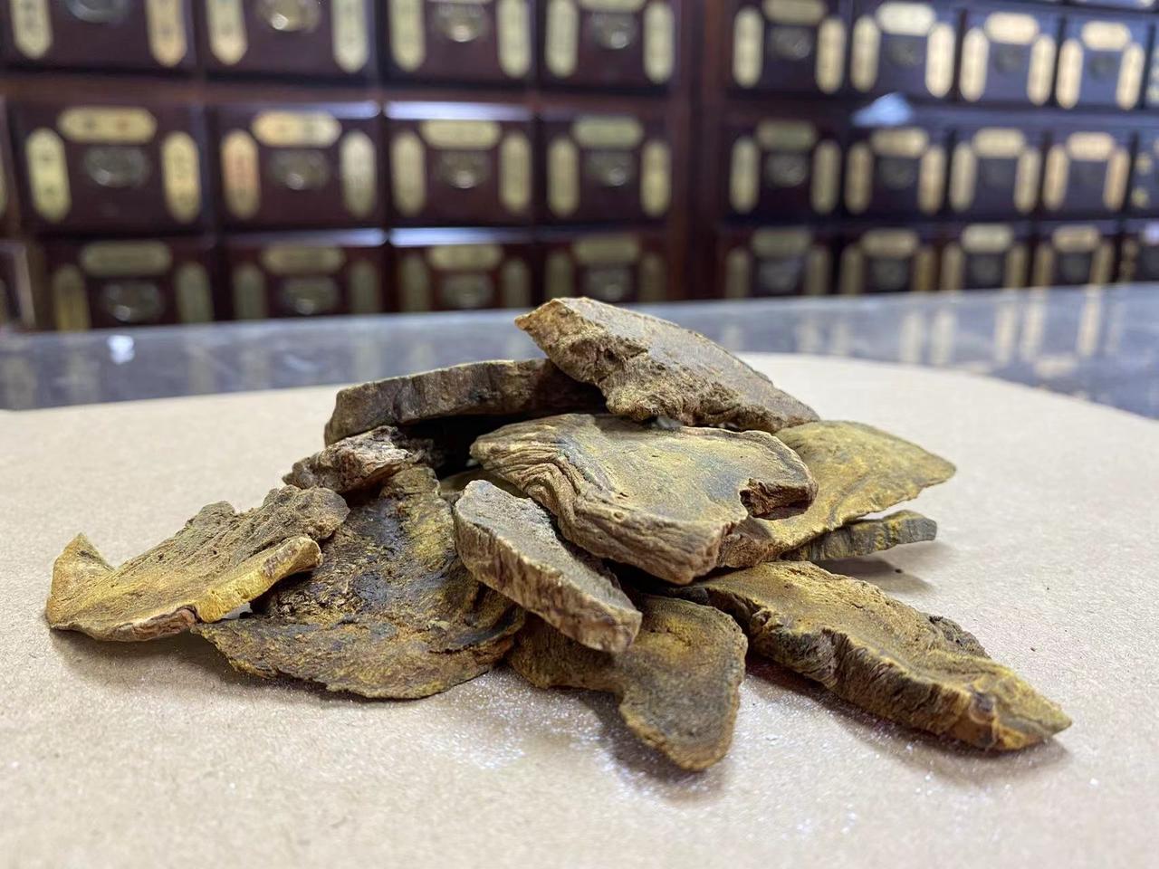 耳鸣，只不过被“屎”堵住了！当我用3味药治好患者的耳鸣后，才明白：中医的道路之所