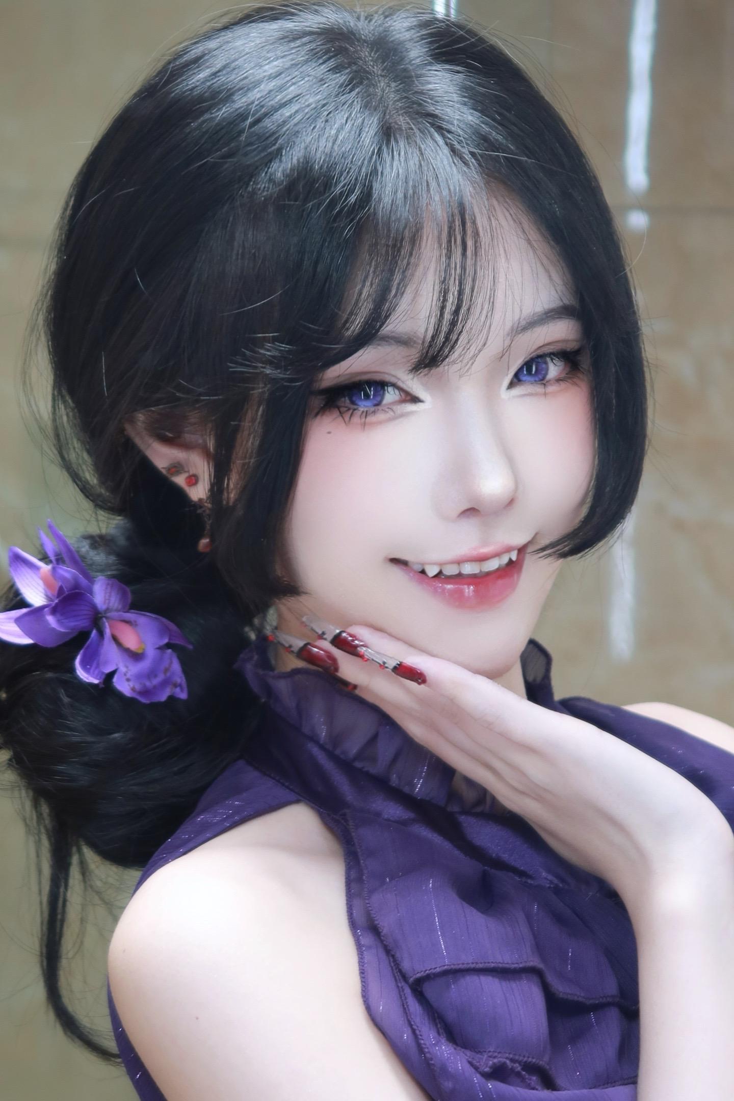 “心有三千卑劣招 不及她用情做刀” 狐狸眼