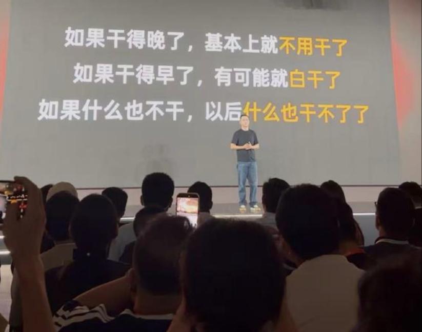 a股 看经济学家和首席分析师，预测ai泡沫就跟预测人都会死了一样，都是废话。为什
