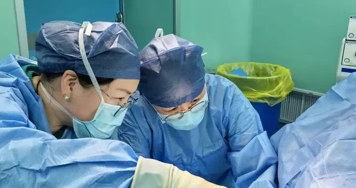 下身不适想省事，浙江女子把高锰酸钾药片直接塞入体内，几分钟后突然出血并伴剧痛；医生：灼伤程度严重，千