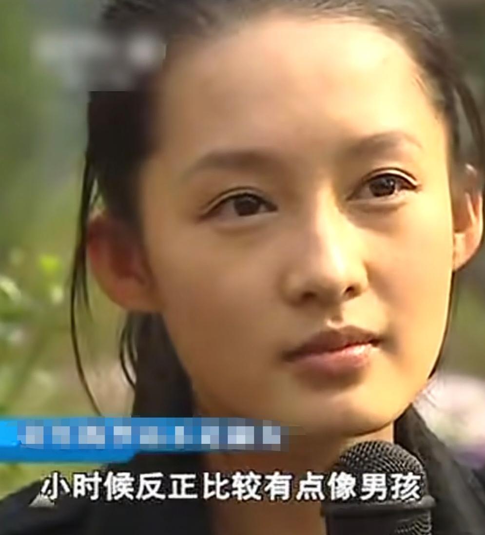 李沁:“小时候比较有点像男孩，假小子的那种性格比较火爆，疯疯癫癫，学完昆曲我就发