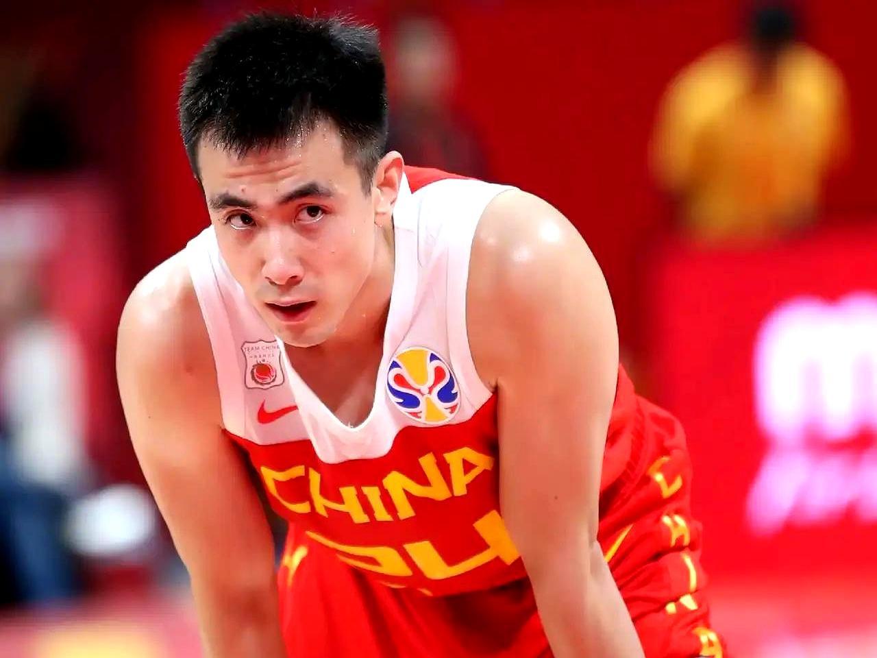 那个叫孙世睿的毛头小子居然敢指着赵继伟的鼻子嘲讽。结果呢？人家用两场胜利连甩两记