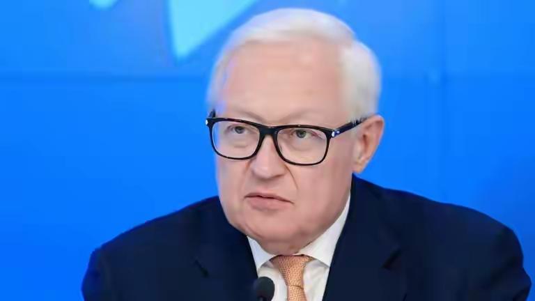 冲突一触即发？俄称无意攻北约，警告欧洲敌对政策推高开战风险