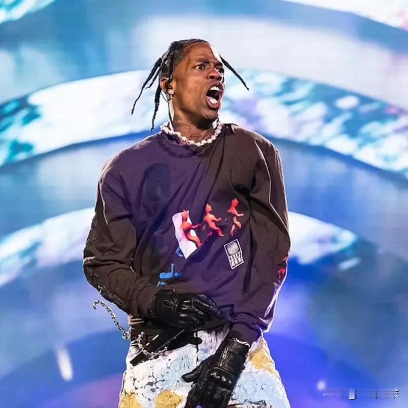 美国说唱歌手Travis Scott在看完美国男篮vs塞尔维亚男篮比赛后被捕，原