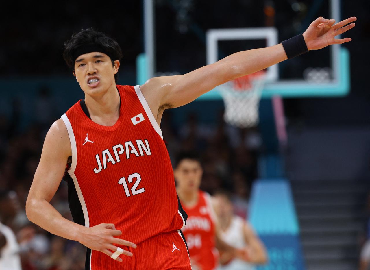 日本球员渡边雄太真是口出狂言！在7月3日男篮世界杯预选赛亚洲区第3窗口期，日本男
