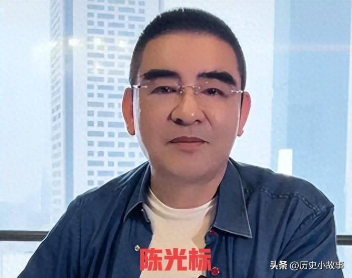 1993年，陈光标在南京靠摆地摊赚了60万，妻子白红转身就要和他离婚，亲戚朋友不