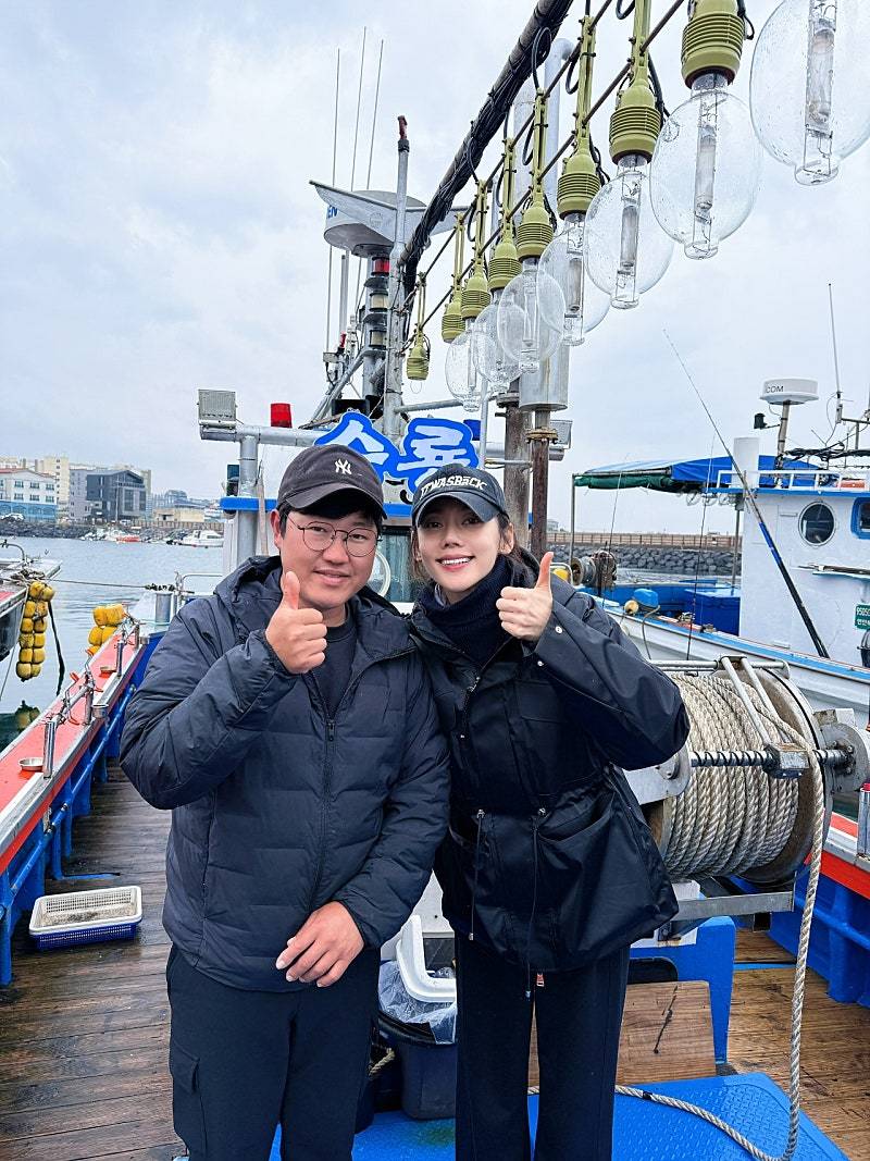 秋瓷炫 ✨秋瓷炫星日记录 260330济州岛体验船钓"升龙号"钓真鲷鱼路透“上午