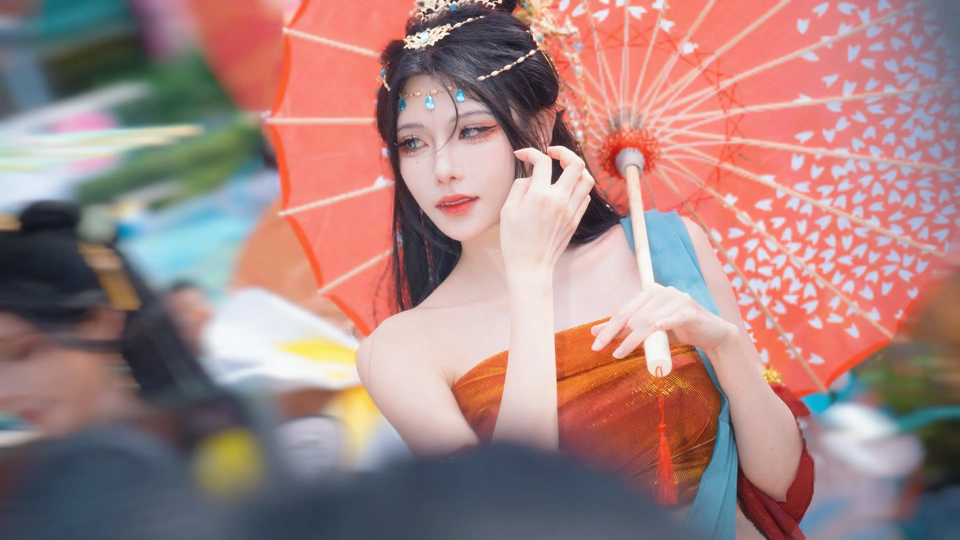 其实看图的时候有点恍惚了，很早的时候阿八也是国风啊，时间真快，阿八词条...