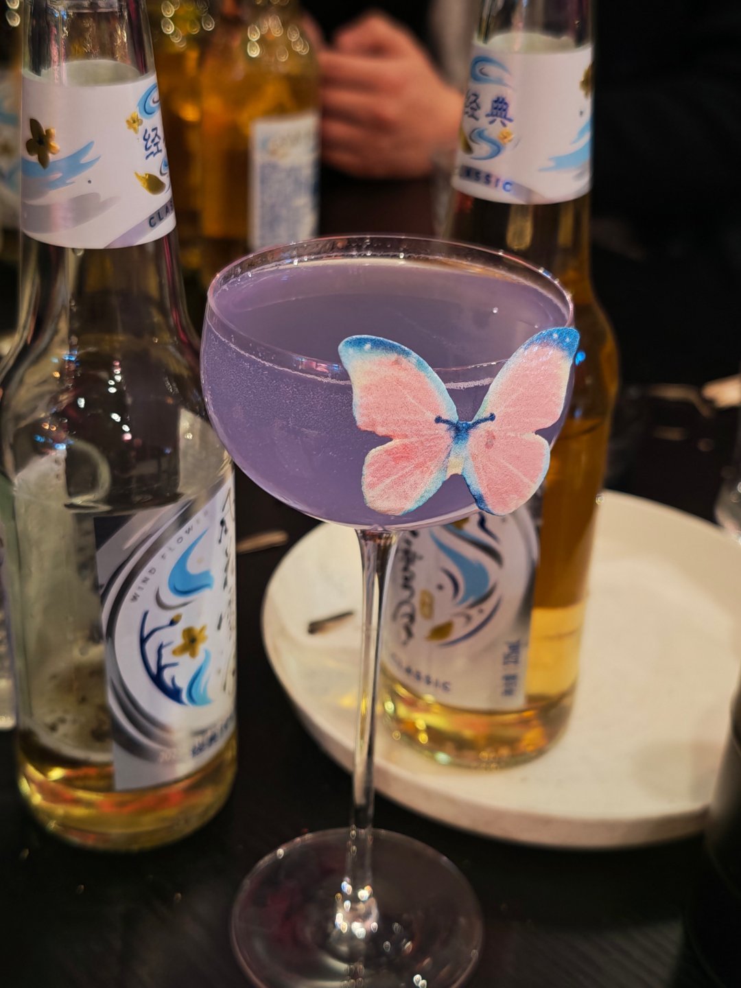 好久没喝了，今晚高低整上一点。 