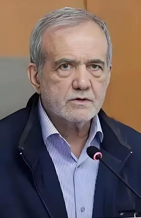 伊朗终于拿到新战机了！不是网上传的48架，是首批16架，其中12架已经停在伊朗的