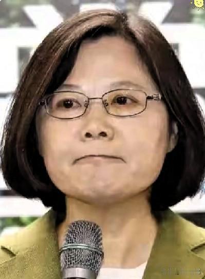 7月19日，台北国际会议中心那场全代会，气氛看着挺热乎，可细心人一眼就瞧出不对劲