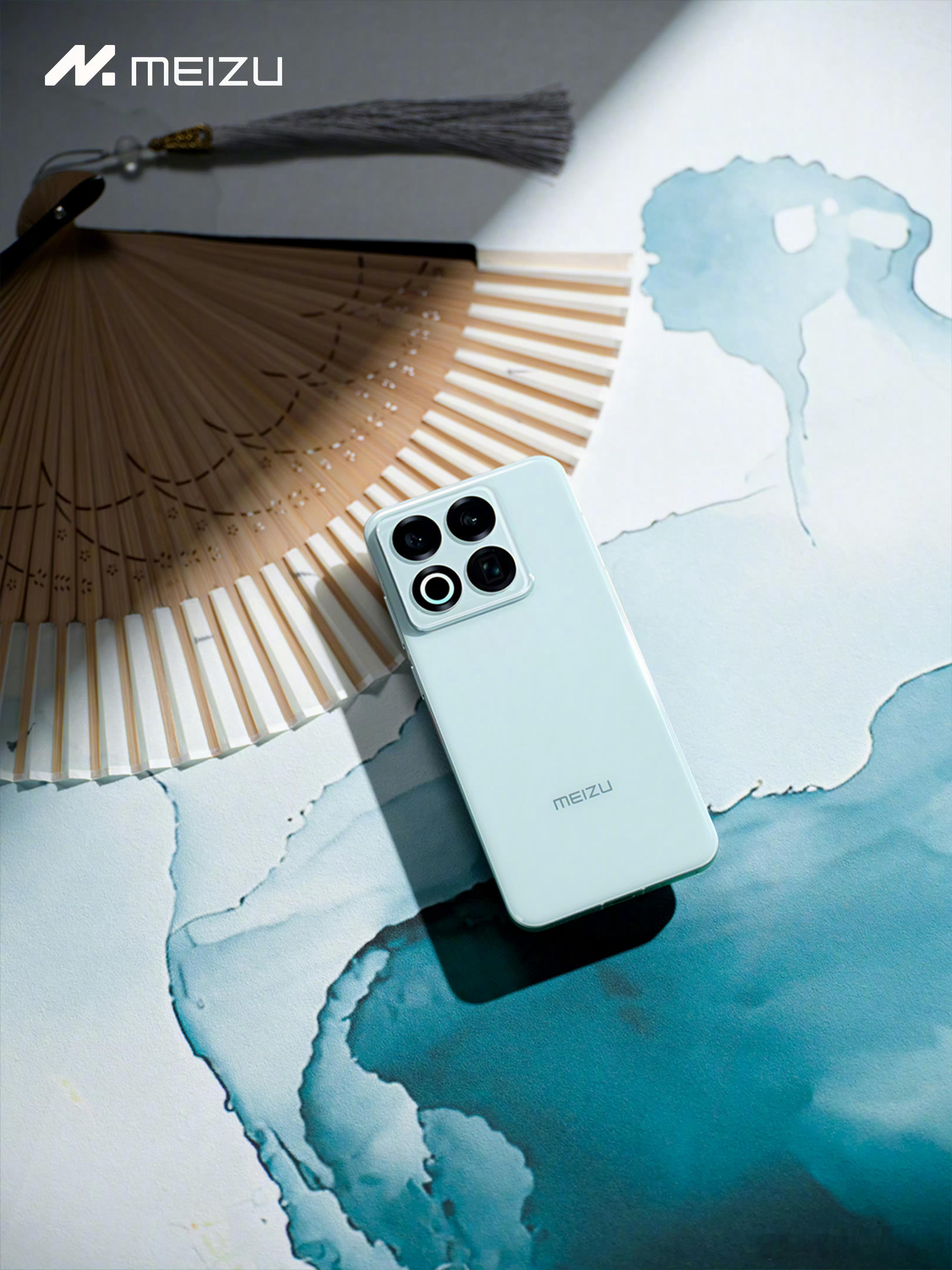 魅族22新配色：月白天青配置先不聊，魅族做颜色这块我是服的。 ​​​