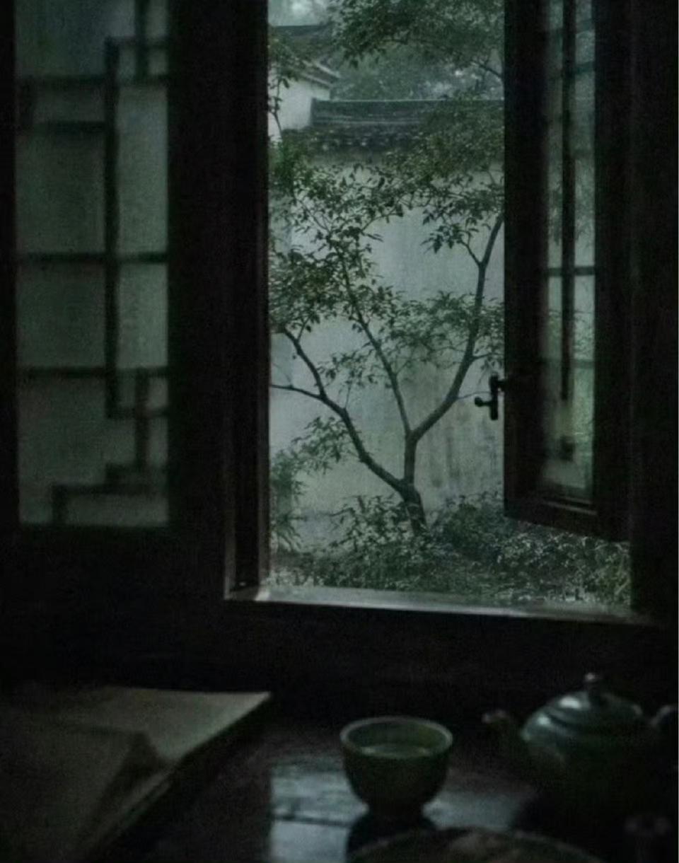 庆历二年，契丹重兵压境，知道大宋跟西夏正在打仗，他来是趁机跟大宋狮子大开口。
