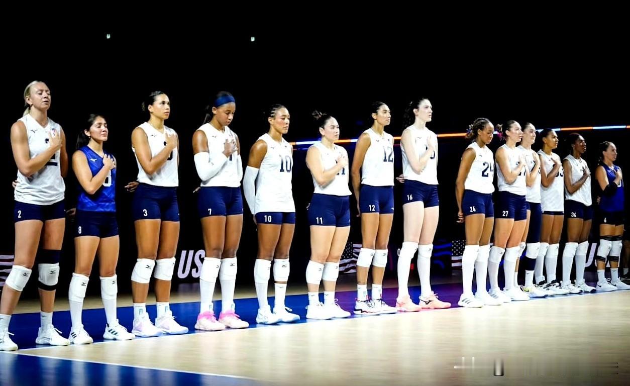 世联赛首日3-0，3-2，3-1，奥运冠军打疯了，中国女排今晚迎硬仗

女排世联