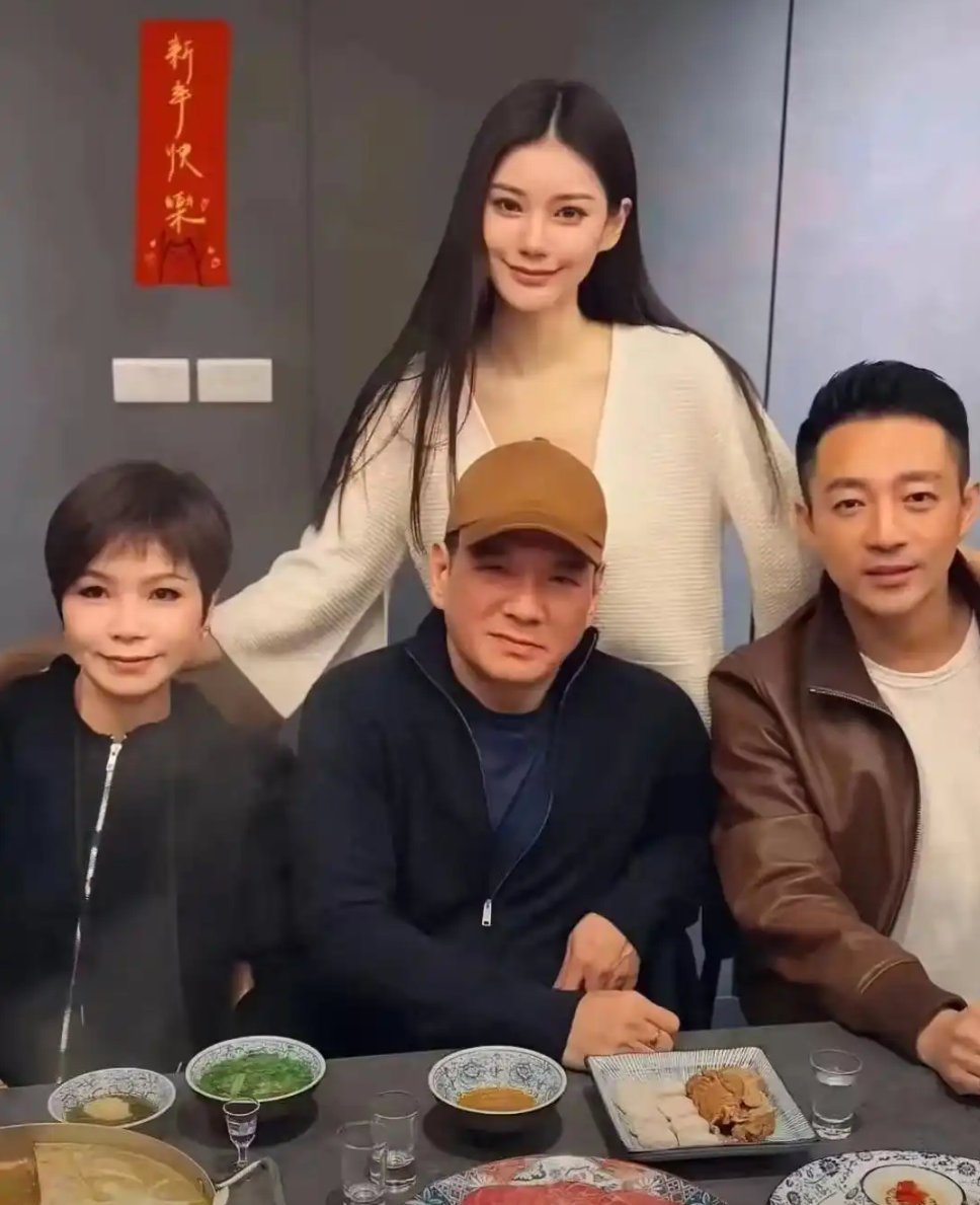 马筱梅父母卖早餐茶叶蛋又怎么了？汪小菲喜欢就好！ ​​​